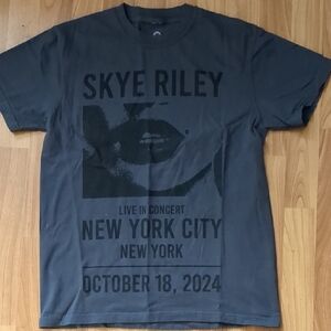 Rare "Smile 2" Promotional t-shirt featuring Skye Riley design.